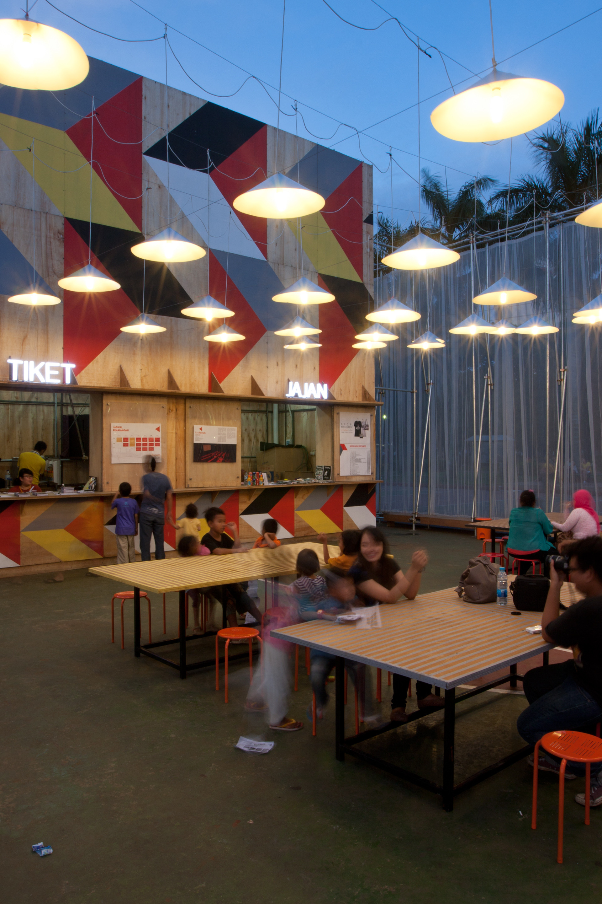 Kineforum Misbar露天电影院丨印度丨Csutoras & Liando,Kineforum-36