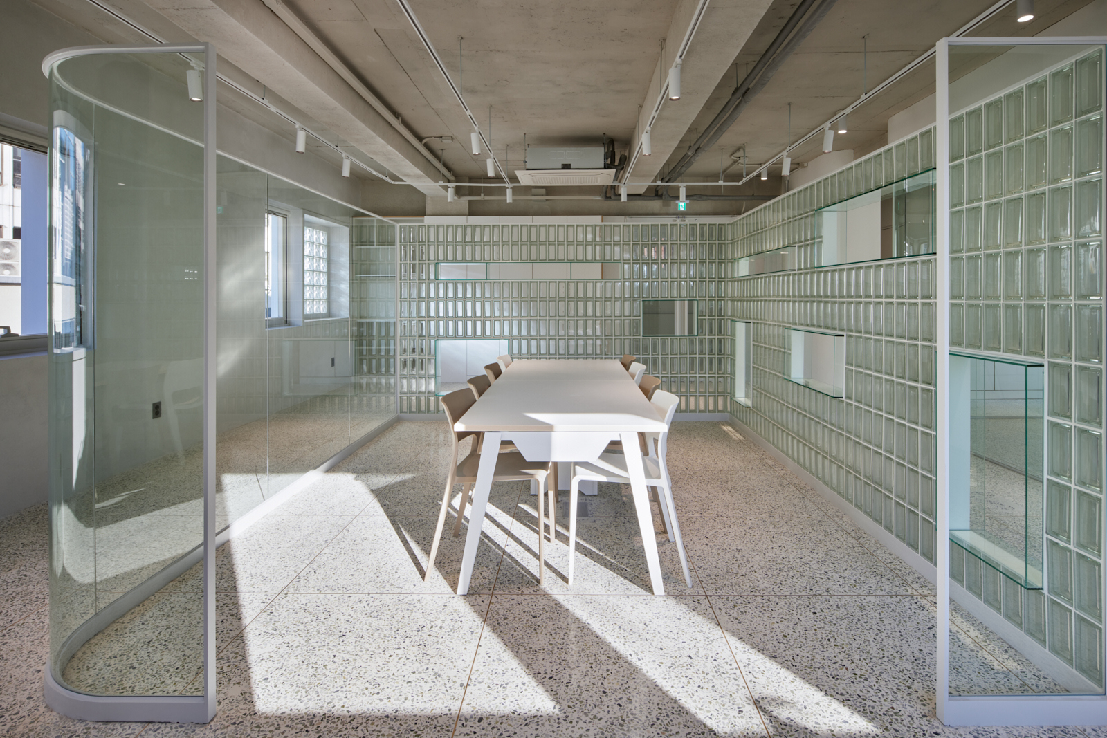 九个窗户,S·E·E·D 房屋丨韩国首尔丨S.E.E.D haus-16