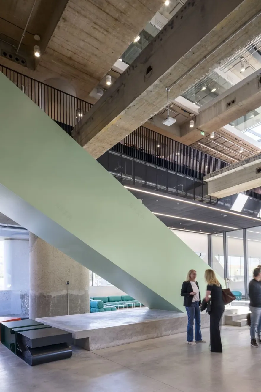 荷兰阿姆斯特丹 WPP 创意中心改造-10