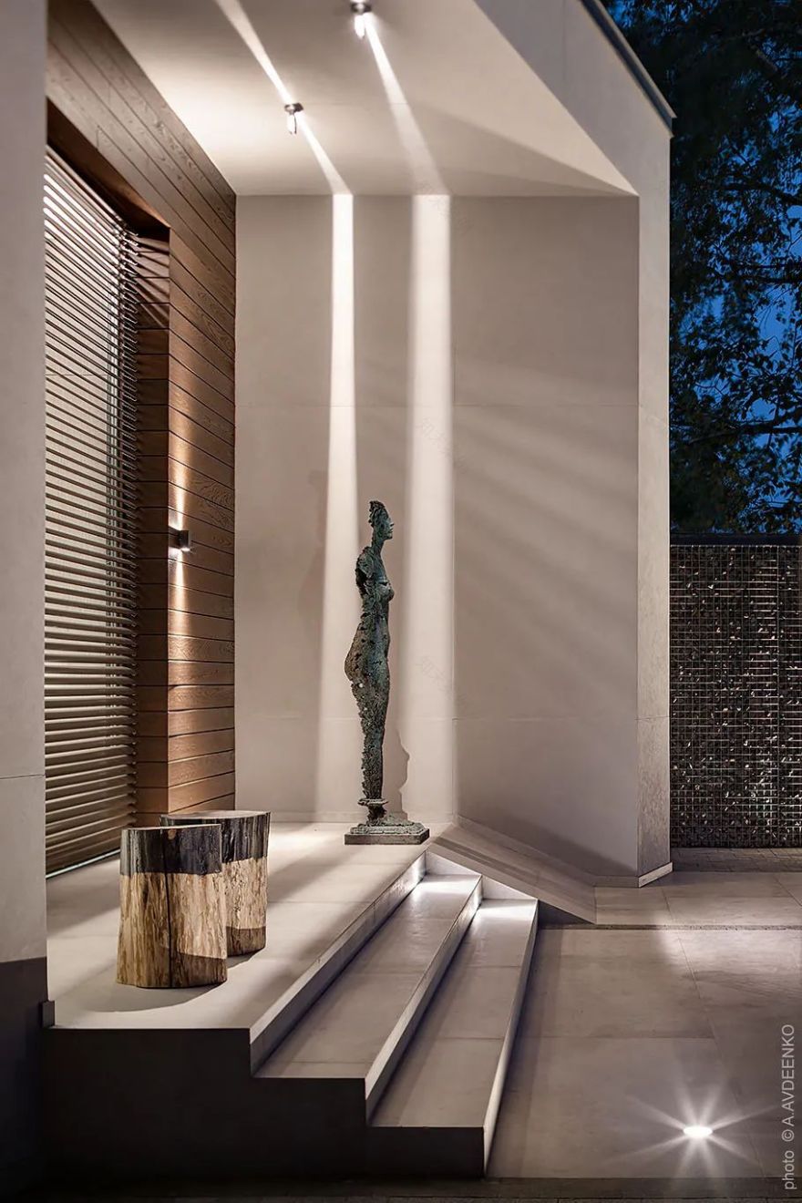 乌克兰基辅大地色别墅丨Oleksienko Architects-29