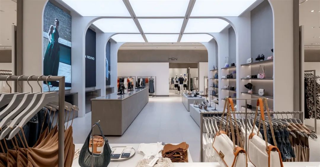 URBAN REVIVO 菲律宾专卖店-4