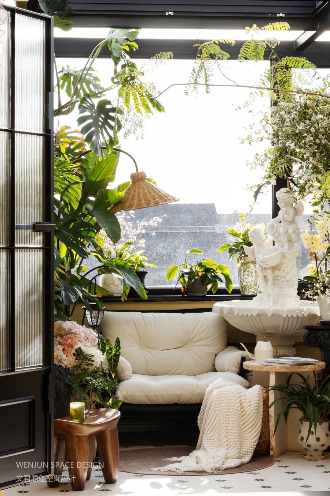 实景落地｜230㎡黑白法式复古别墅，是赫本公主的家没错了-41