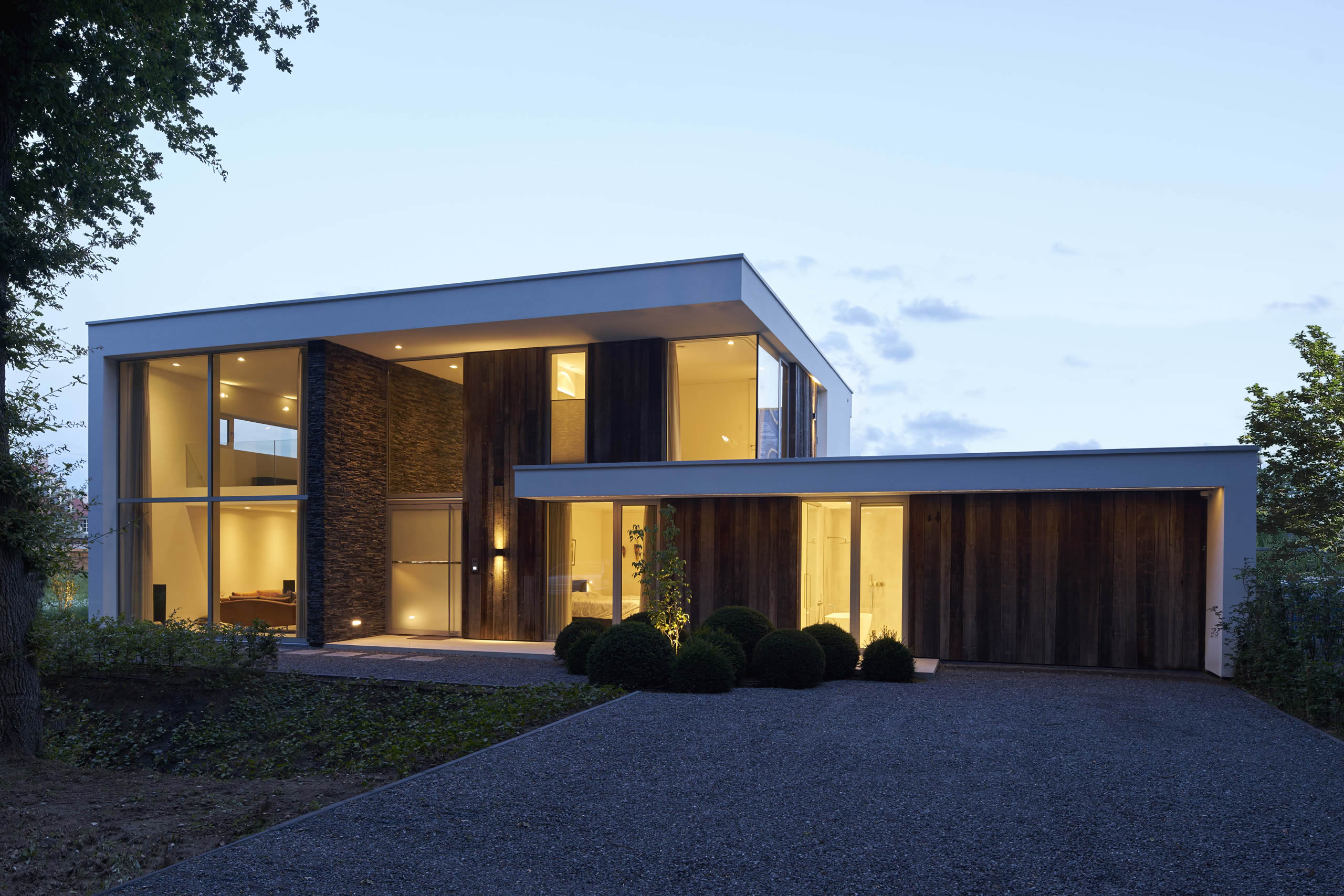 荷兰森林边缘的 N-House 别墅,极简设计与自然环境的完美融合-21