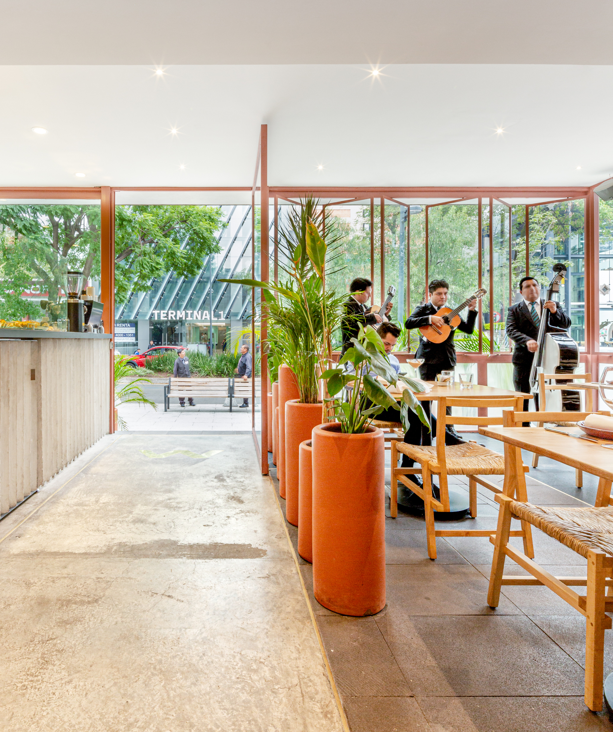 Mexican Restaurant Masaryk / Vrtical-12