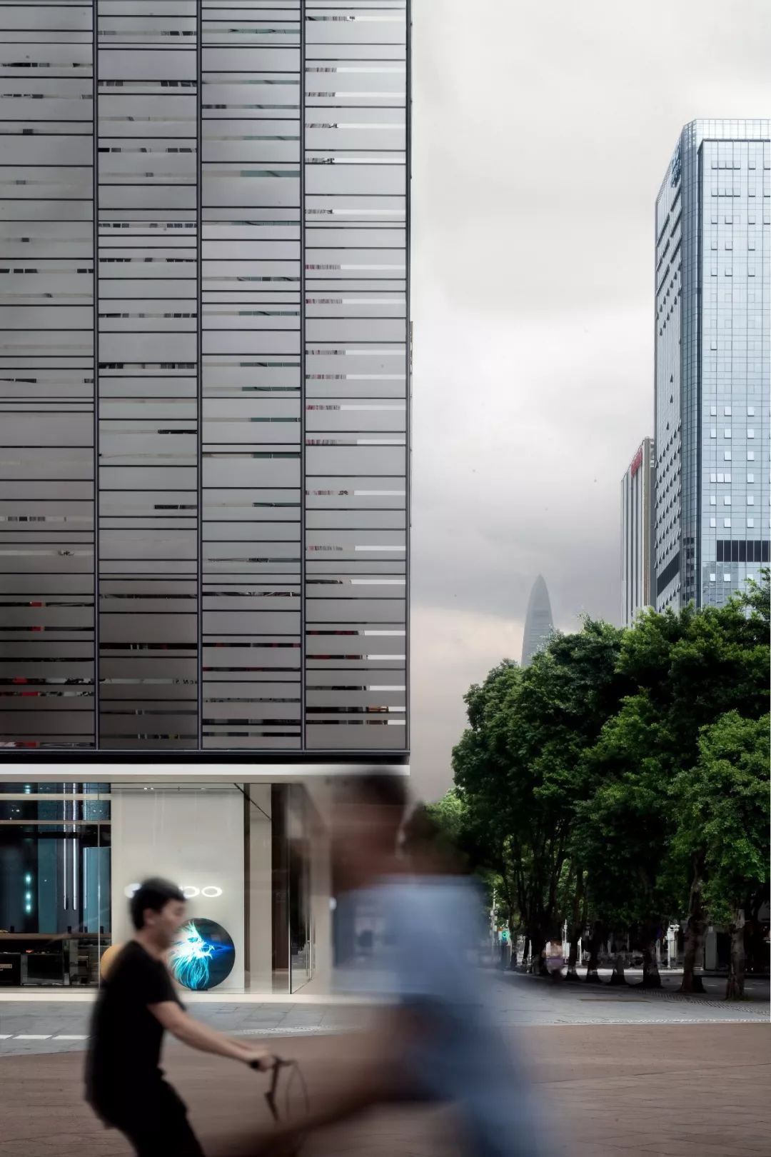 透明的存在· OPPO深圳旗舰店  DOMANI东仓新作-6