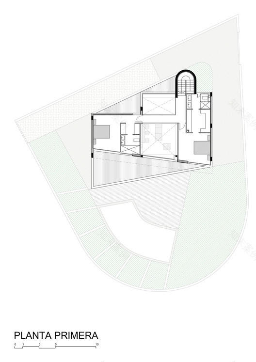 弧形泳池住宅-23