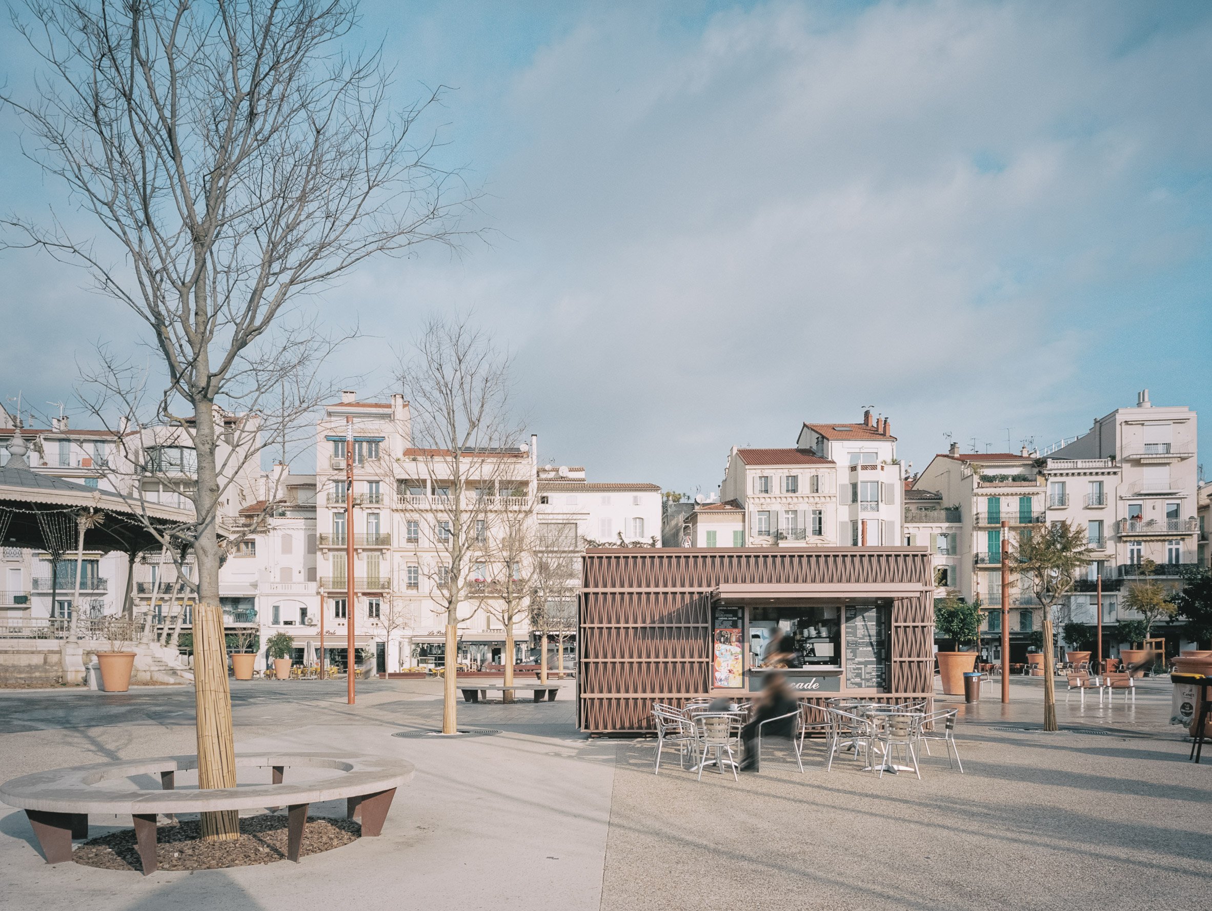 Heams & Michel Architectes shrouds prefabricated pavilions in geometric lattices-11