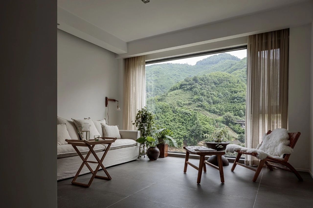 花痴的世界 · 川南小城住宅室内设计丨中国泸州丨境壹空间设计-12