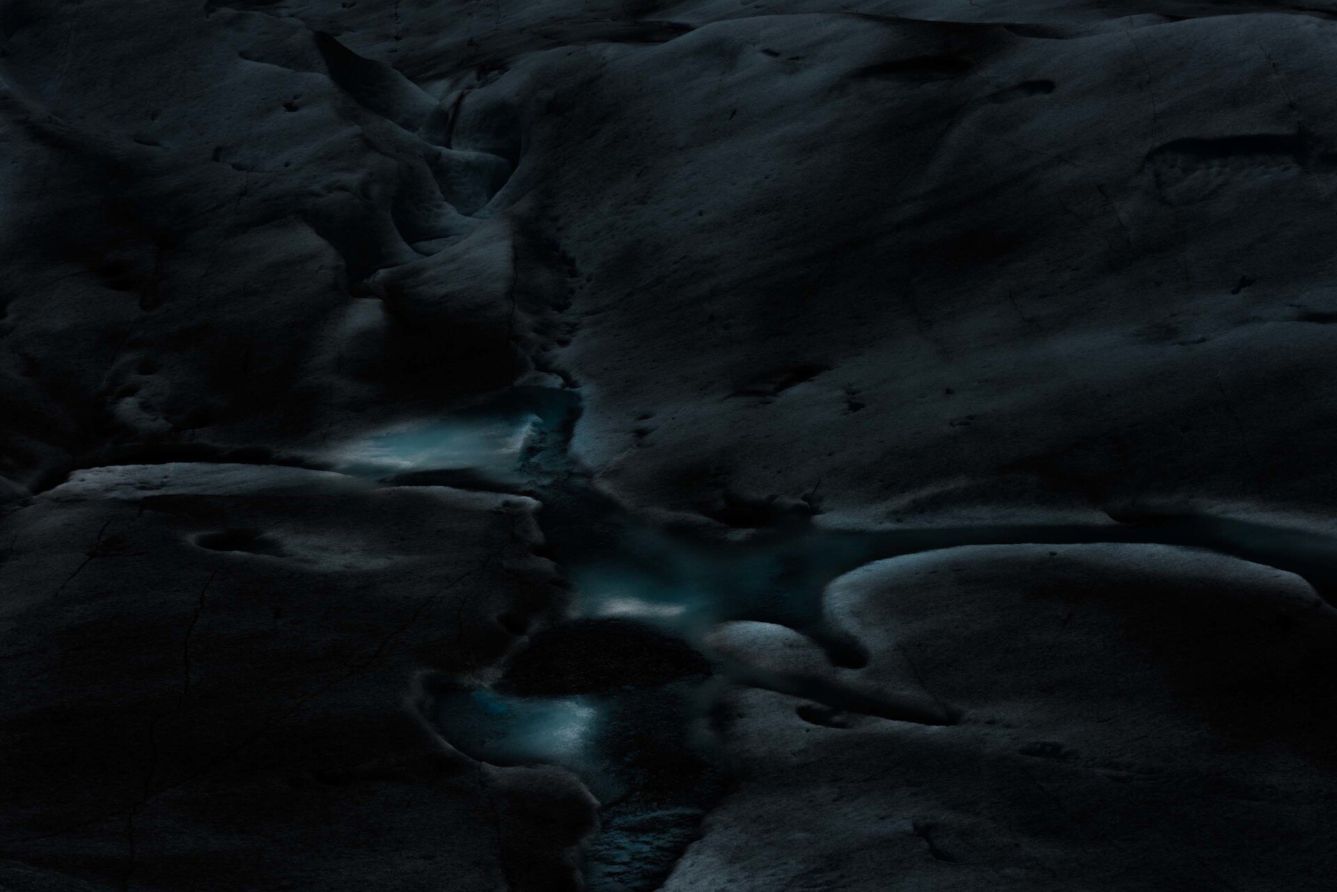 First look: this Melbourne-based photographer has captured one of the world’s most beautiful natural attractions-1