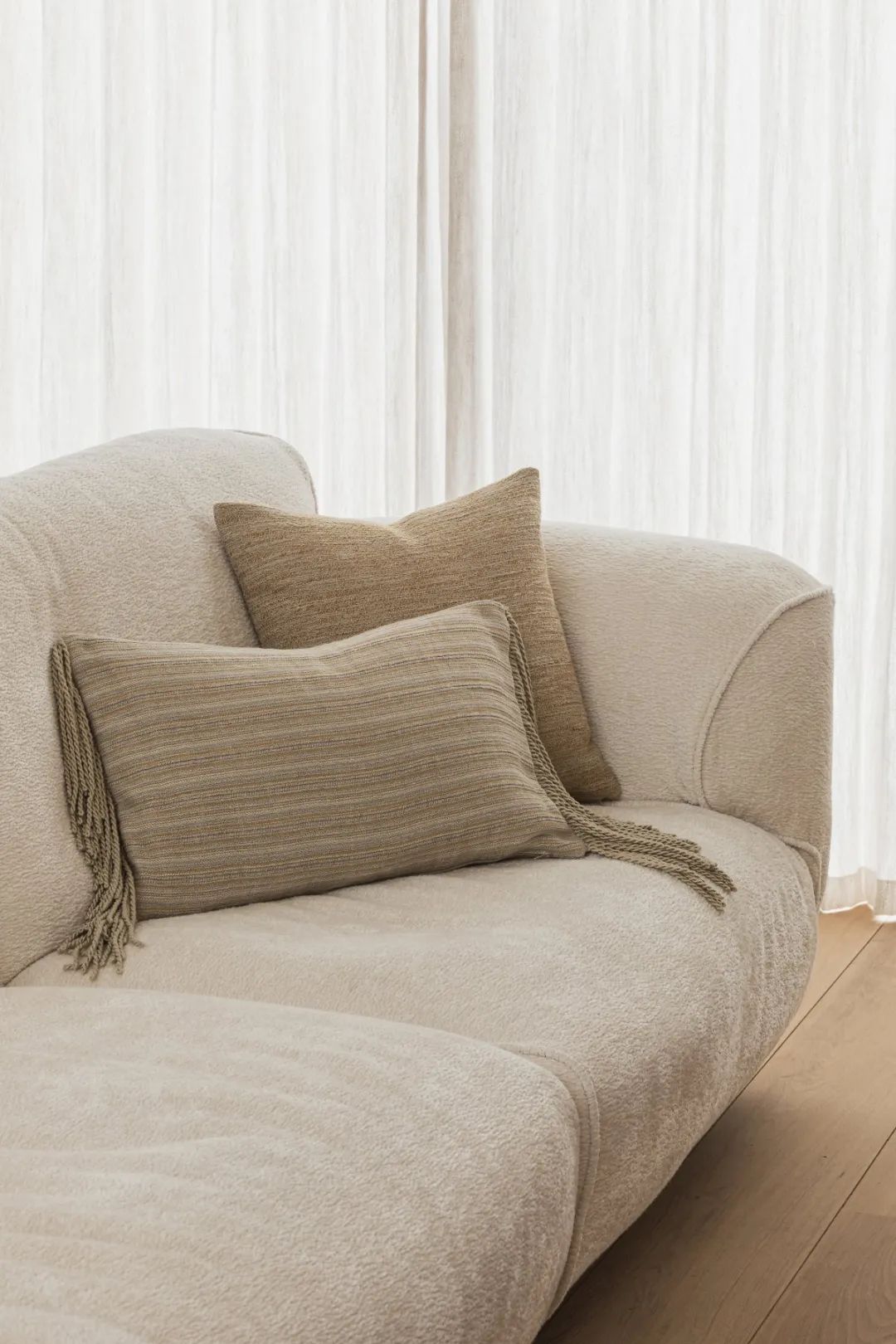 极简奢华的空间美学 · 比利时 Kortrijk jk House丨Laura Calleeuw-23