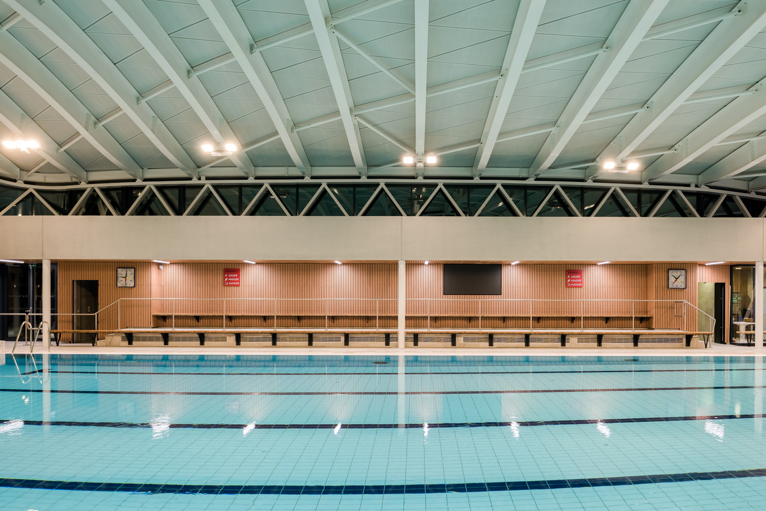 体育馆丨MultiplexeAquatique-133