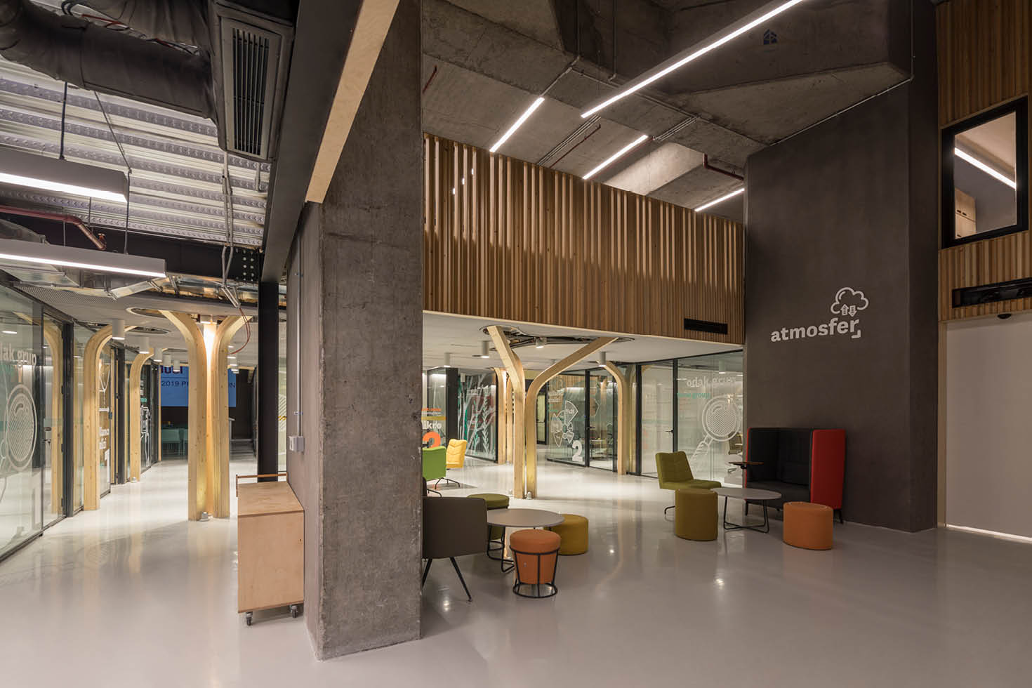 伊斯坦布尔地铁 cave 变身未来科技实验室-17