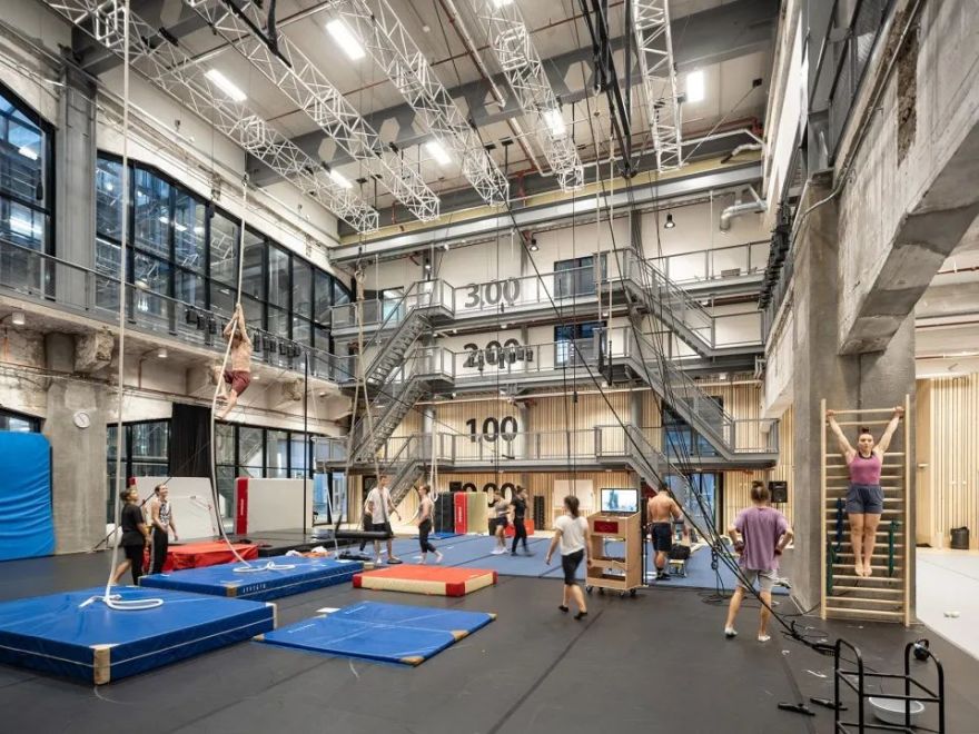 鹿特丹 Fenix I 综合体 | 历史与现代的融合-62