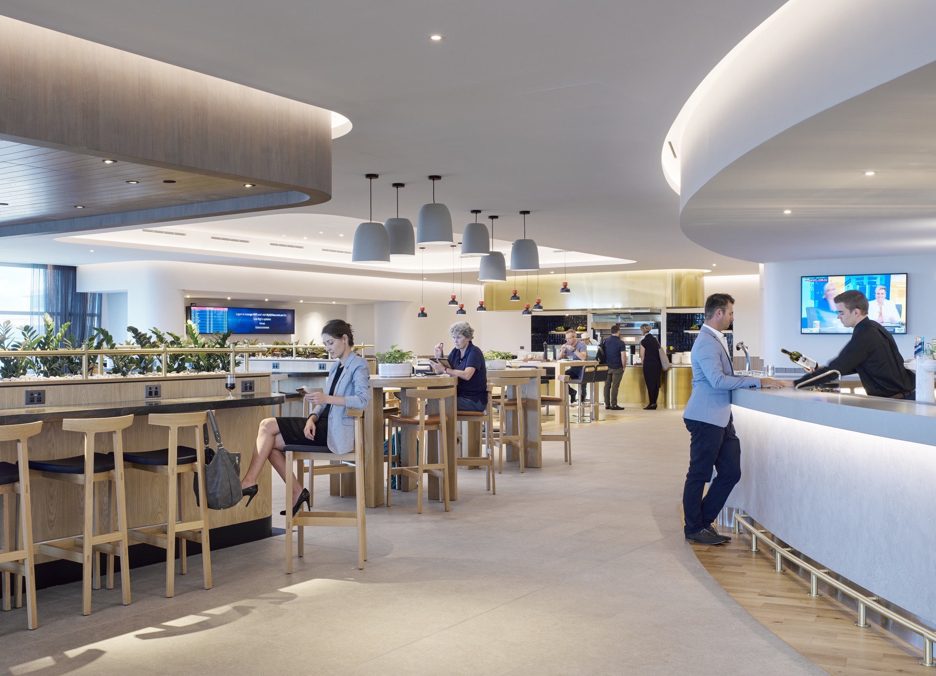 Qantas Domestic Business Lounge, Brisbane Airport | Woods Bagot-2