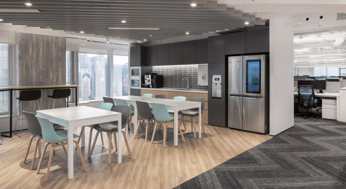 香港 FP Marine 与 Howden 保险经纪公司办公室·打造大型多功能“客厅”-16