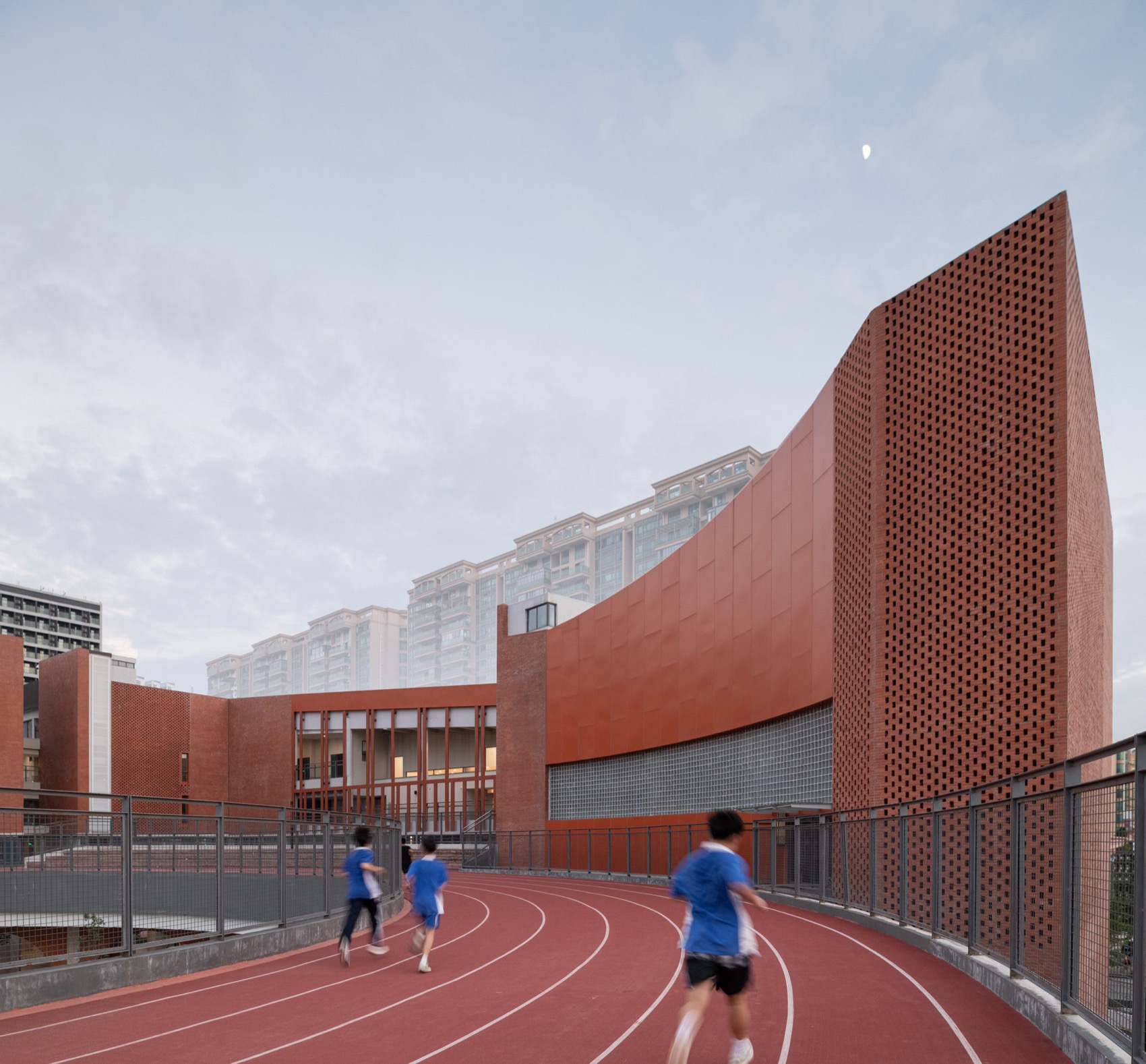 福海中学:高密度立体校园丨中国深圳丨王维仁建筑设计研究室有限公司-52