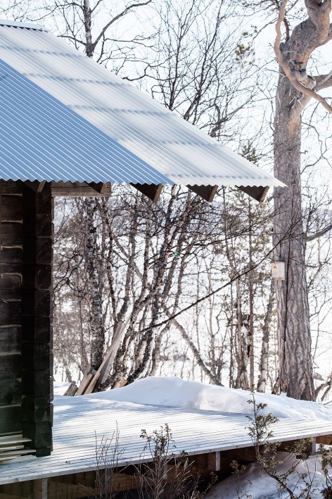 挪威湖畔小屋,自然木质温馨空间-7