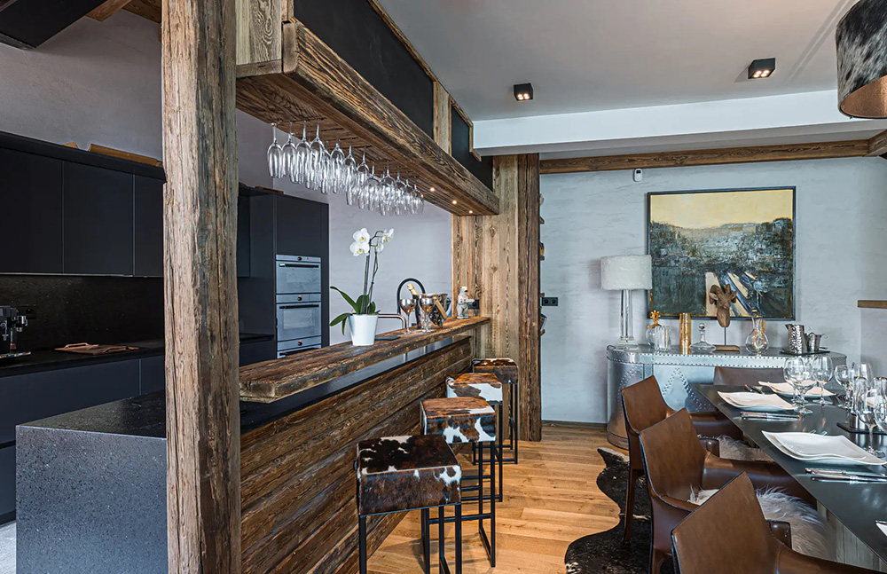 阿尔卑斯山间豪华 Chalet，自然美景与现代化设计的完美融合-5