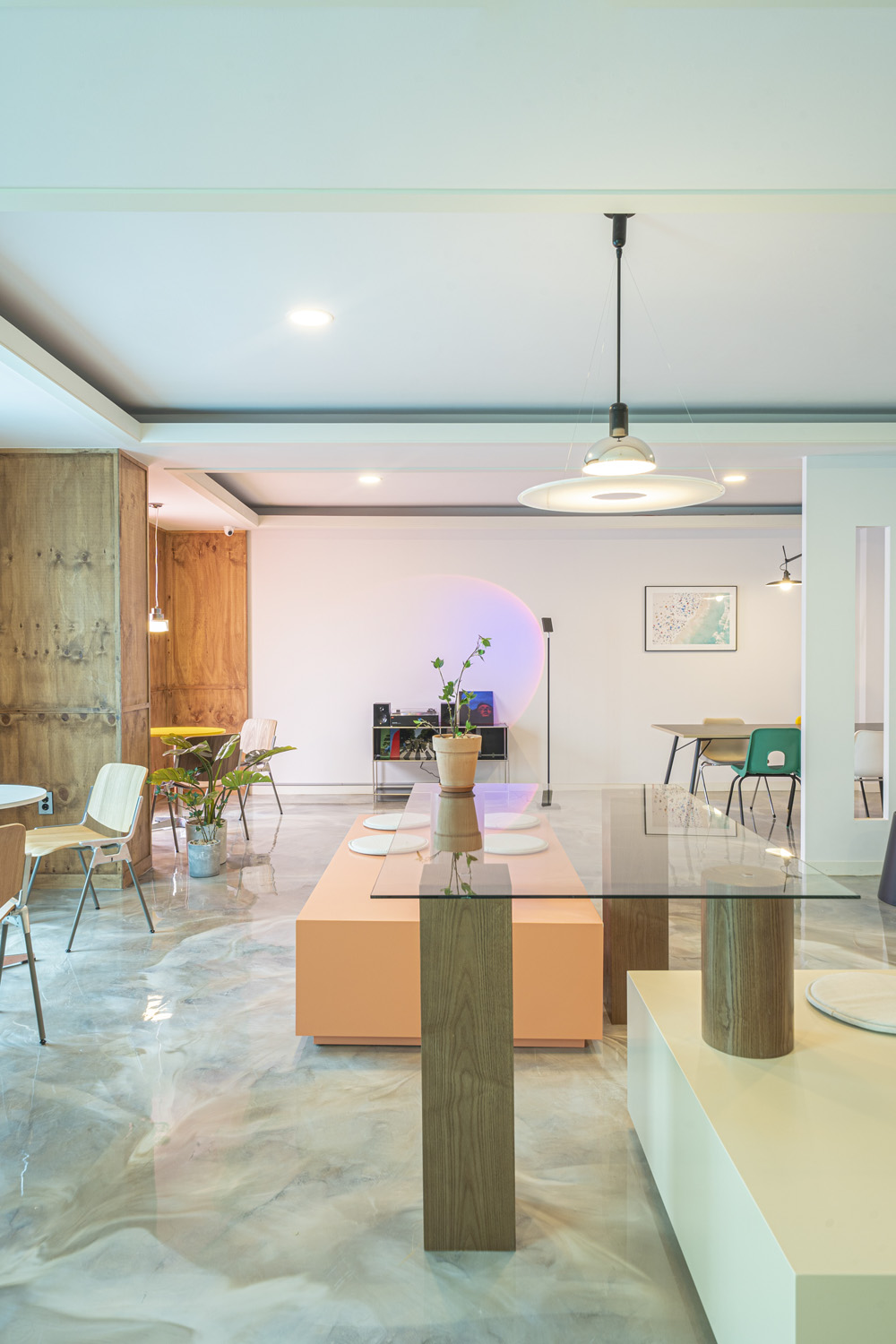 【多元设计概念的 24 小时酒店】-25