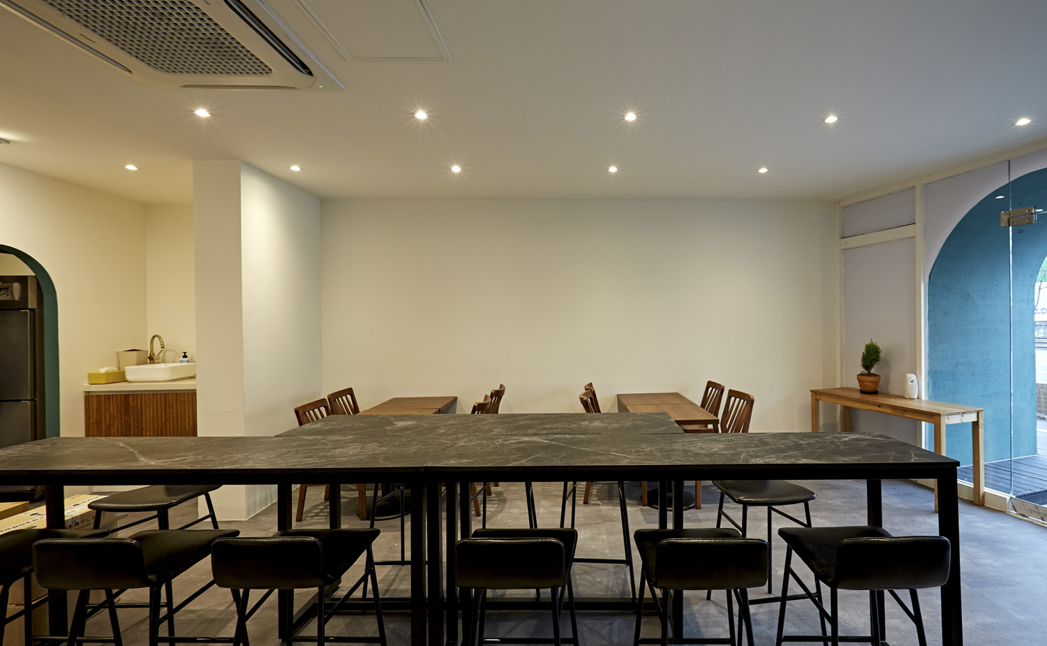 13 坪印度餐厅，外观独特的设计魅力-10