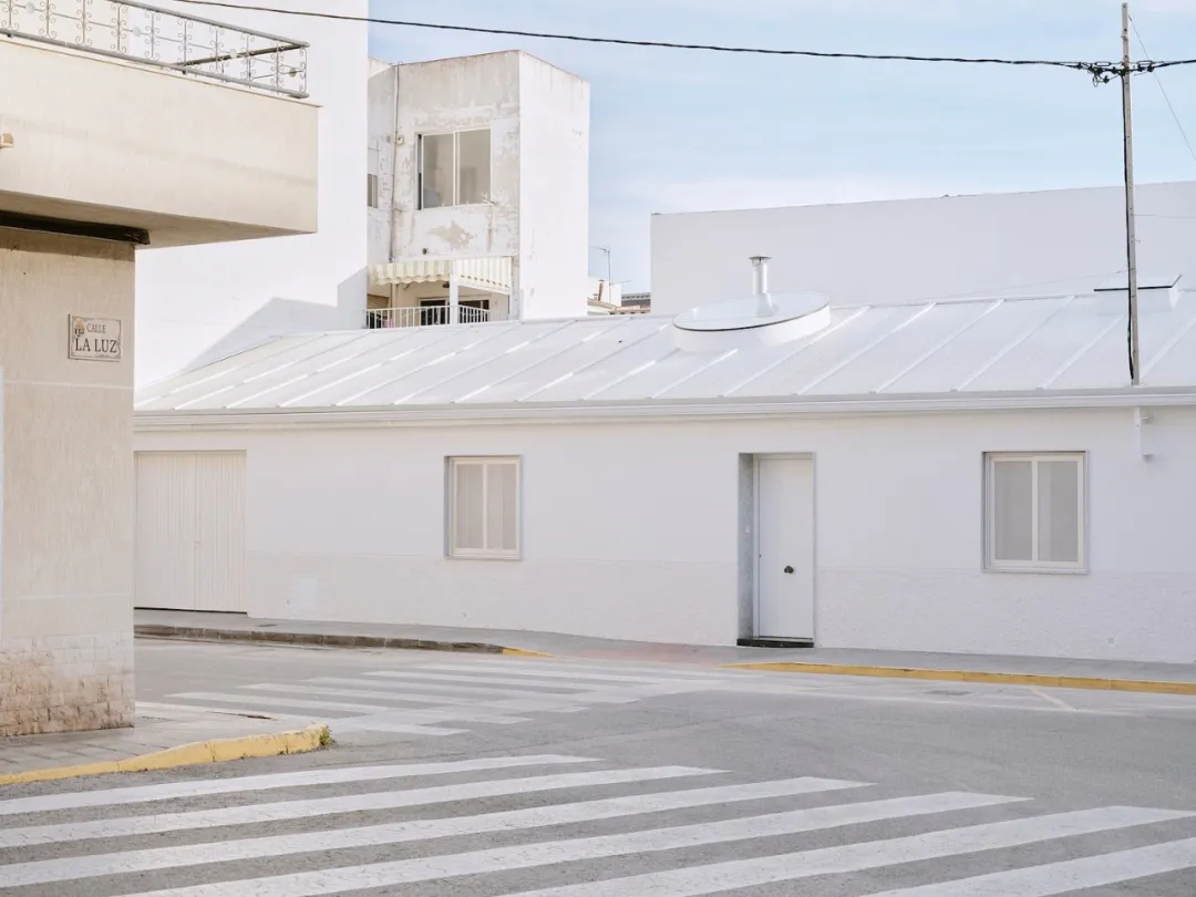 195㎡纯白几何，用日光雕刻生活的诗意-27