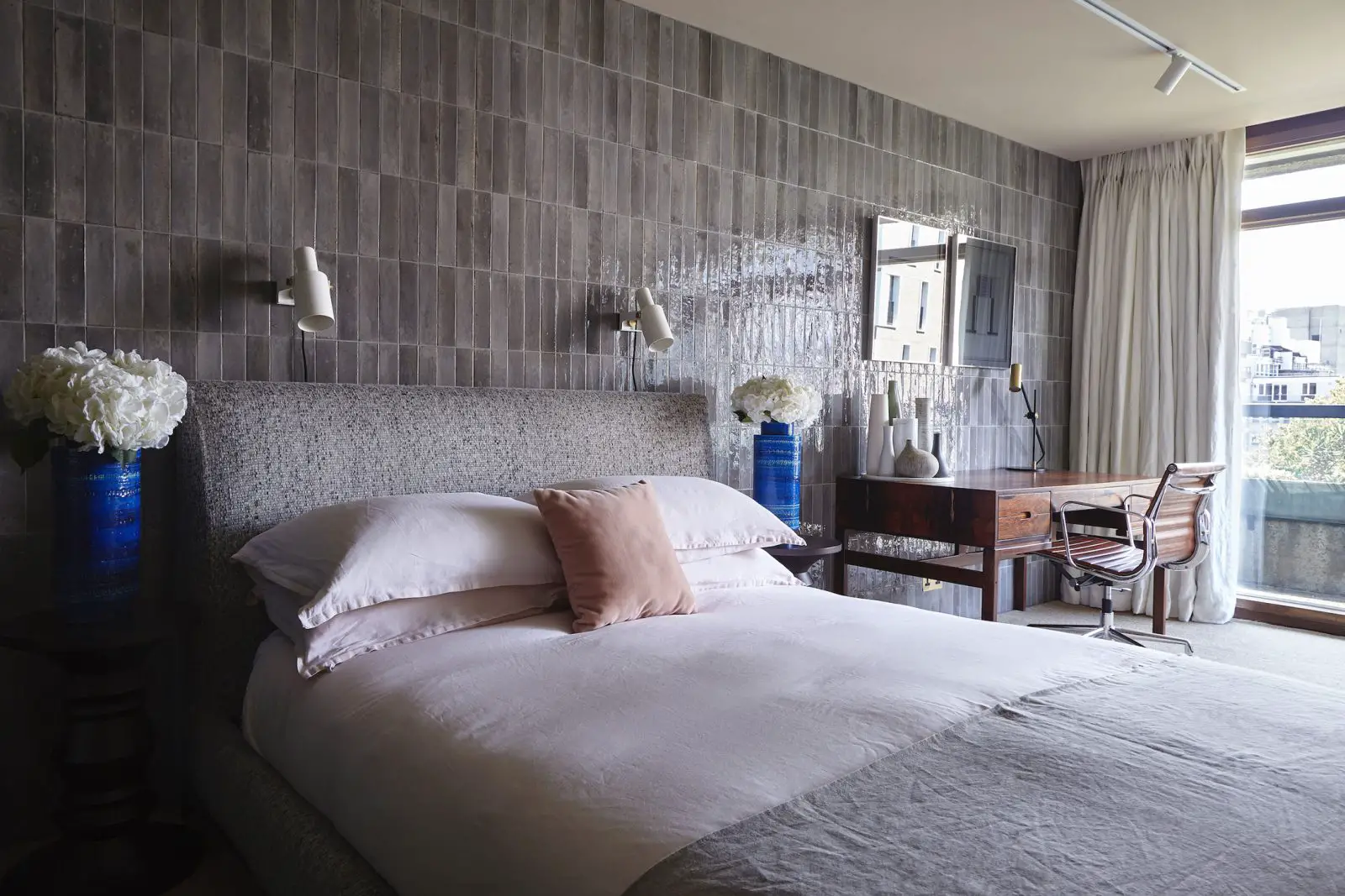 伦敦 Barbican 公寓巧妙改造，色彩与空间的完美结合-12