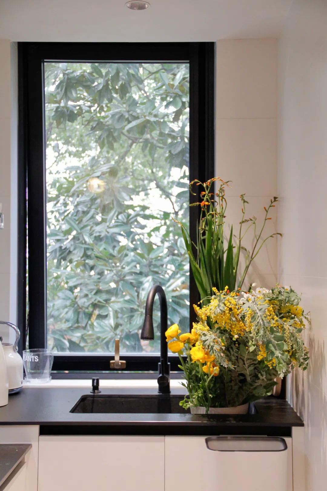 森林小屋 · 上海55平老房子变身诗意空间丨中国上海丨屋主琪琪-35