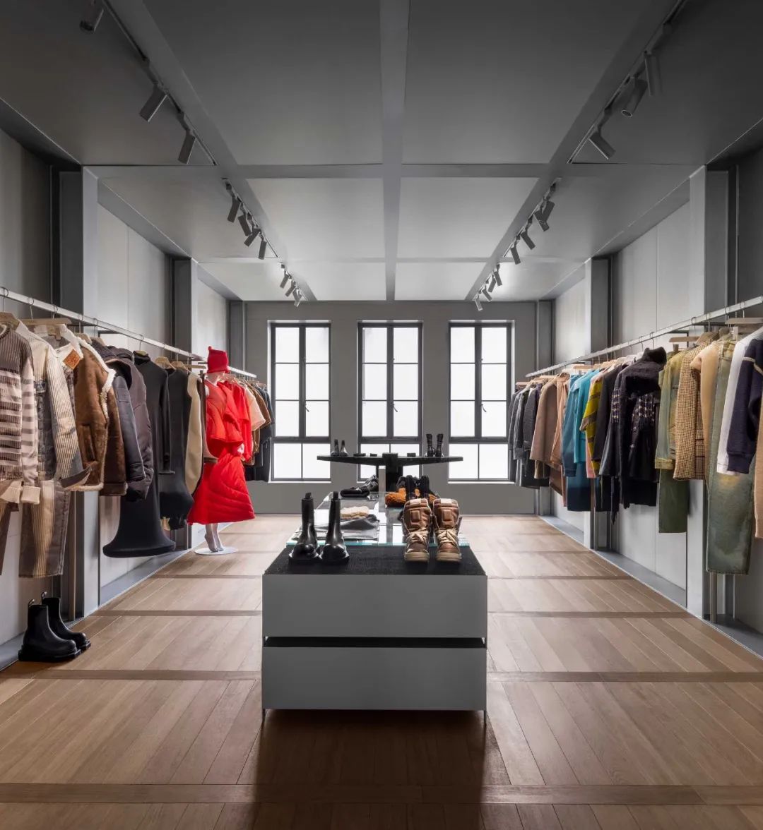 R130 巨鹿路店丨中国上海丨艾舍尔设计-45