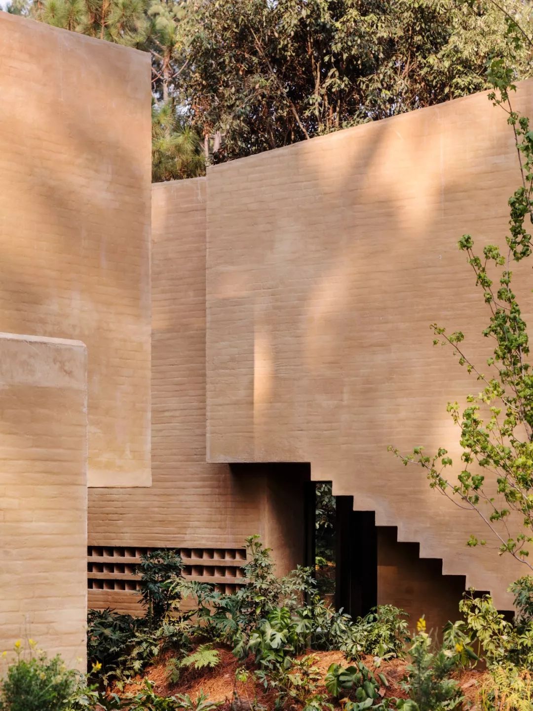 隐于自然的建筑之美-16