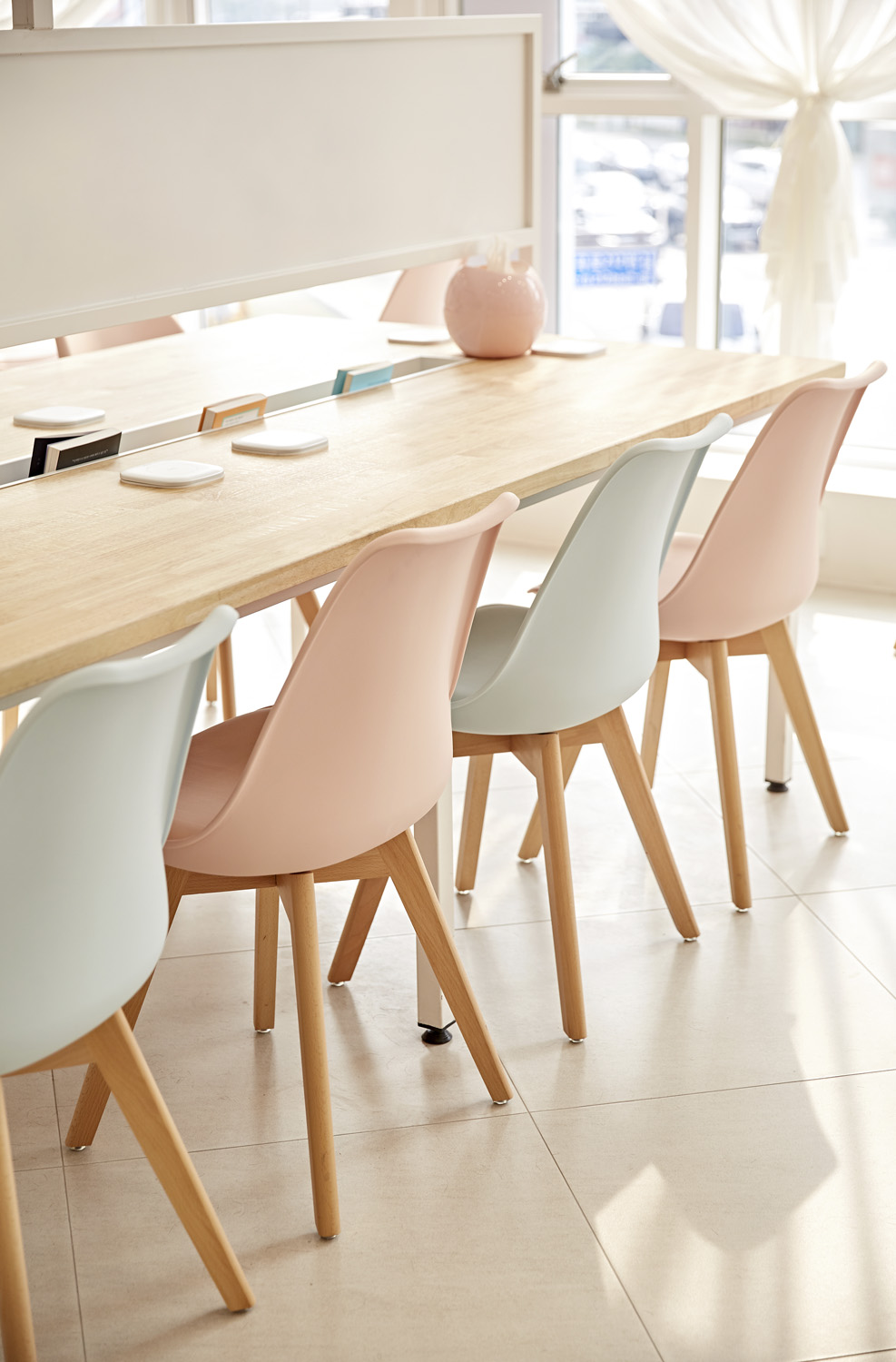 现代简约 46 平米美容室设计-23