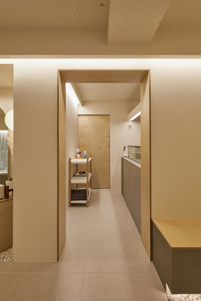 十平米咖啡馆的极简设计魅力-13