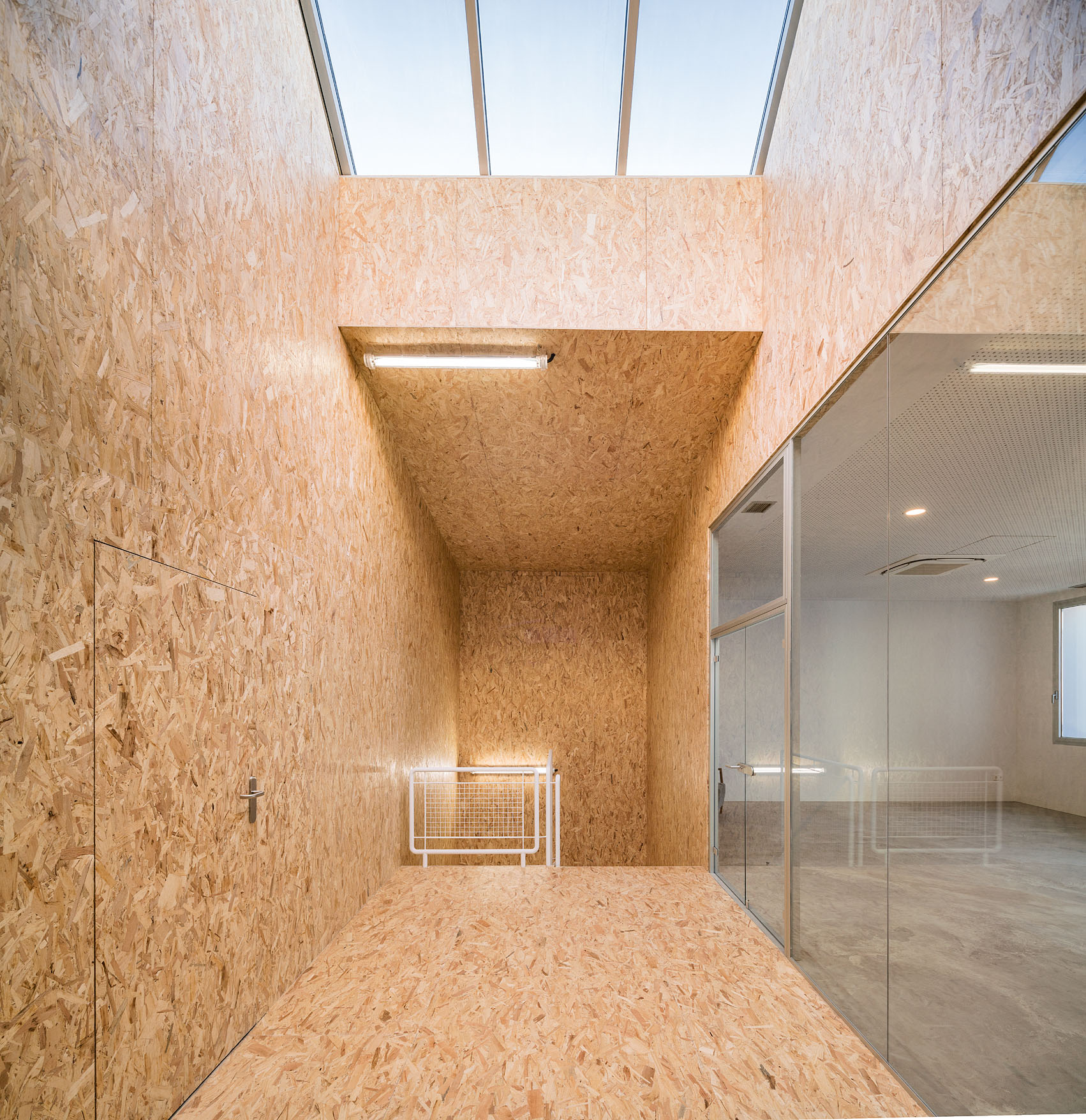 arenas basabe palacios |   BOX IN THE BOX-16