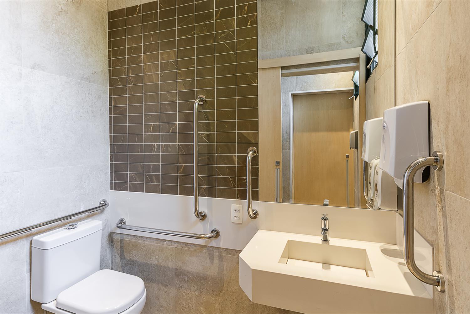 巴西 Campinas 美国学校图书馆 共享学习空间设计-15