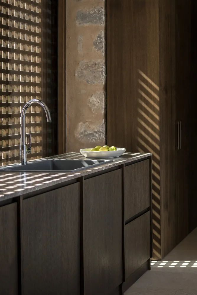 原木极简度假别墅丨Desypri Misiaris Architecture-21