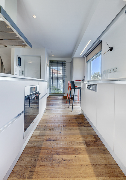 基菲西亚艺术空间 | 线性百叶窗打造独特身份-17