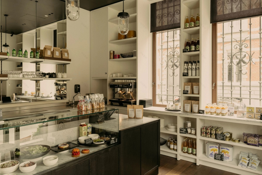 August 酒店 / Vincent Van Duysen-17