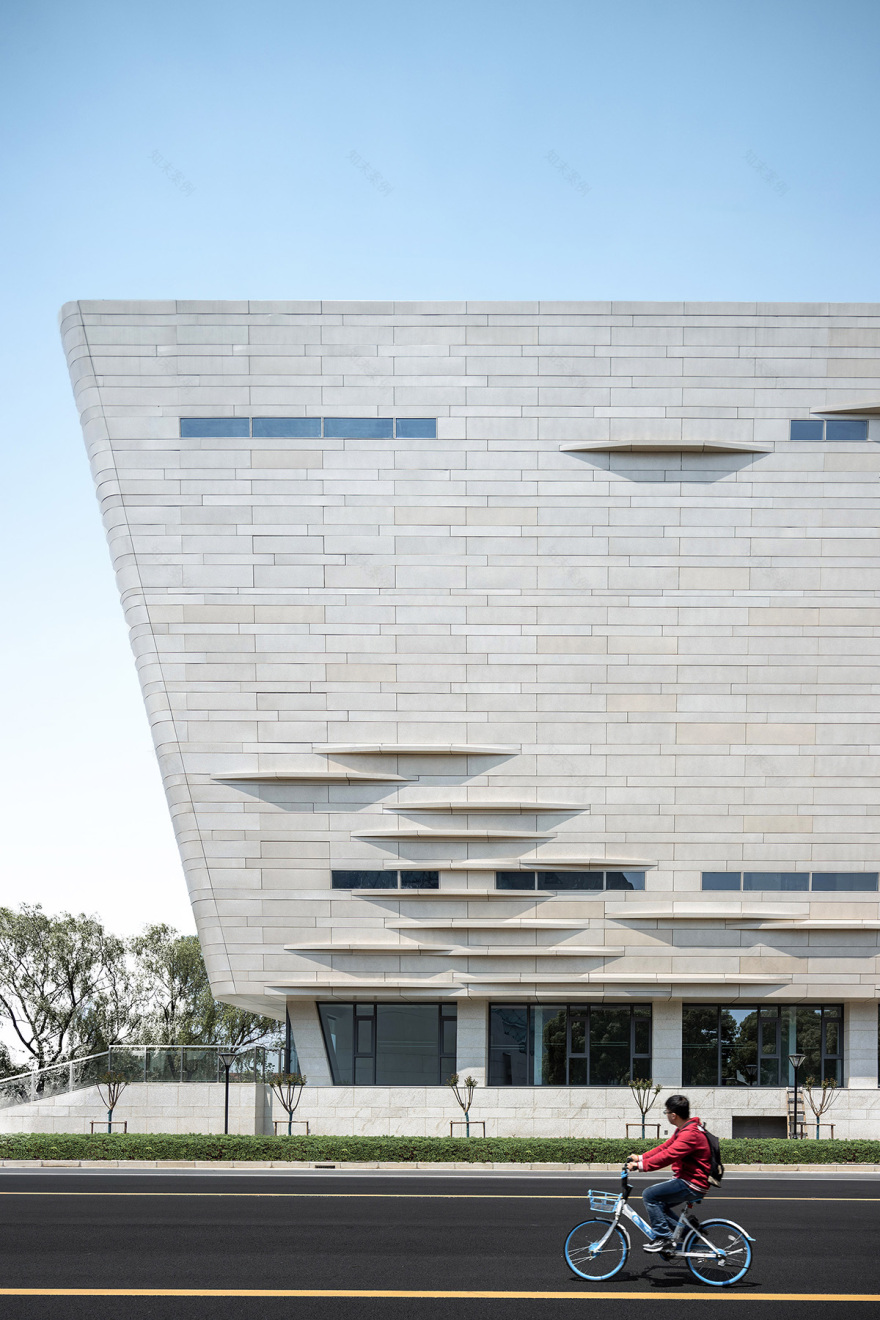 上海工程技术大学松江校区第二信息中心丨中国上海丨同济大学建筑设计研究院(集团)有限公司-2