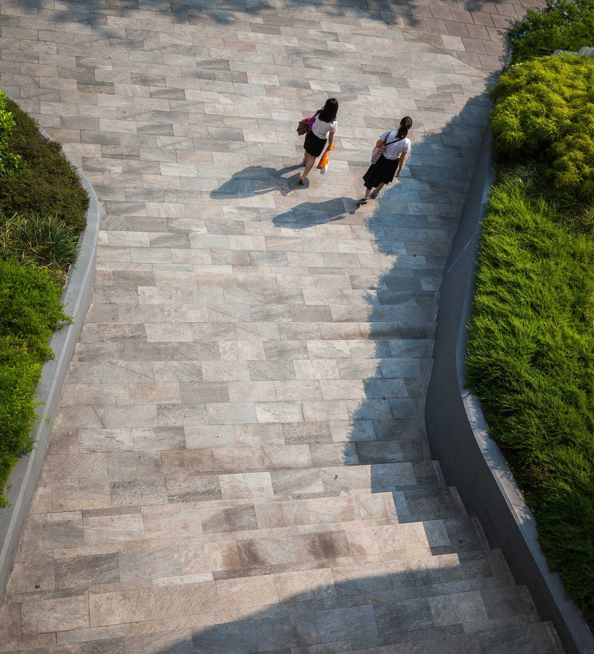 曼谷 Walk of the Town 购物中心绿色人行道设计丨泰国曼谷-16