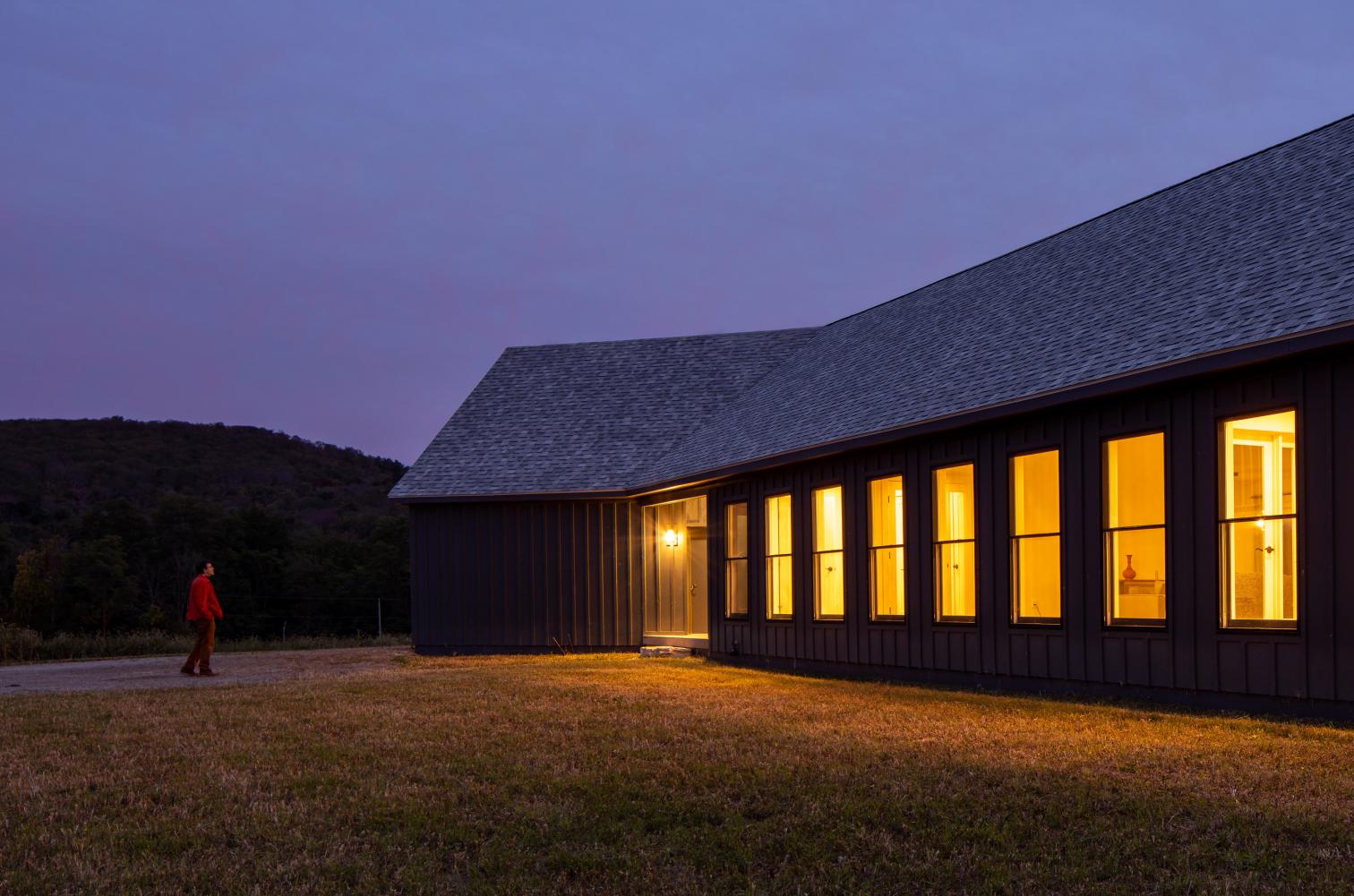 Granja Oblonga en Mill Brook Valley-13