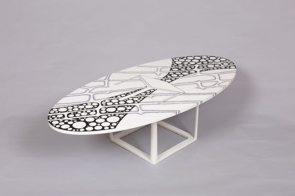 50 位创意人才重塑经典餐桌，助力慈善事业-39