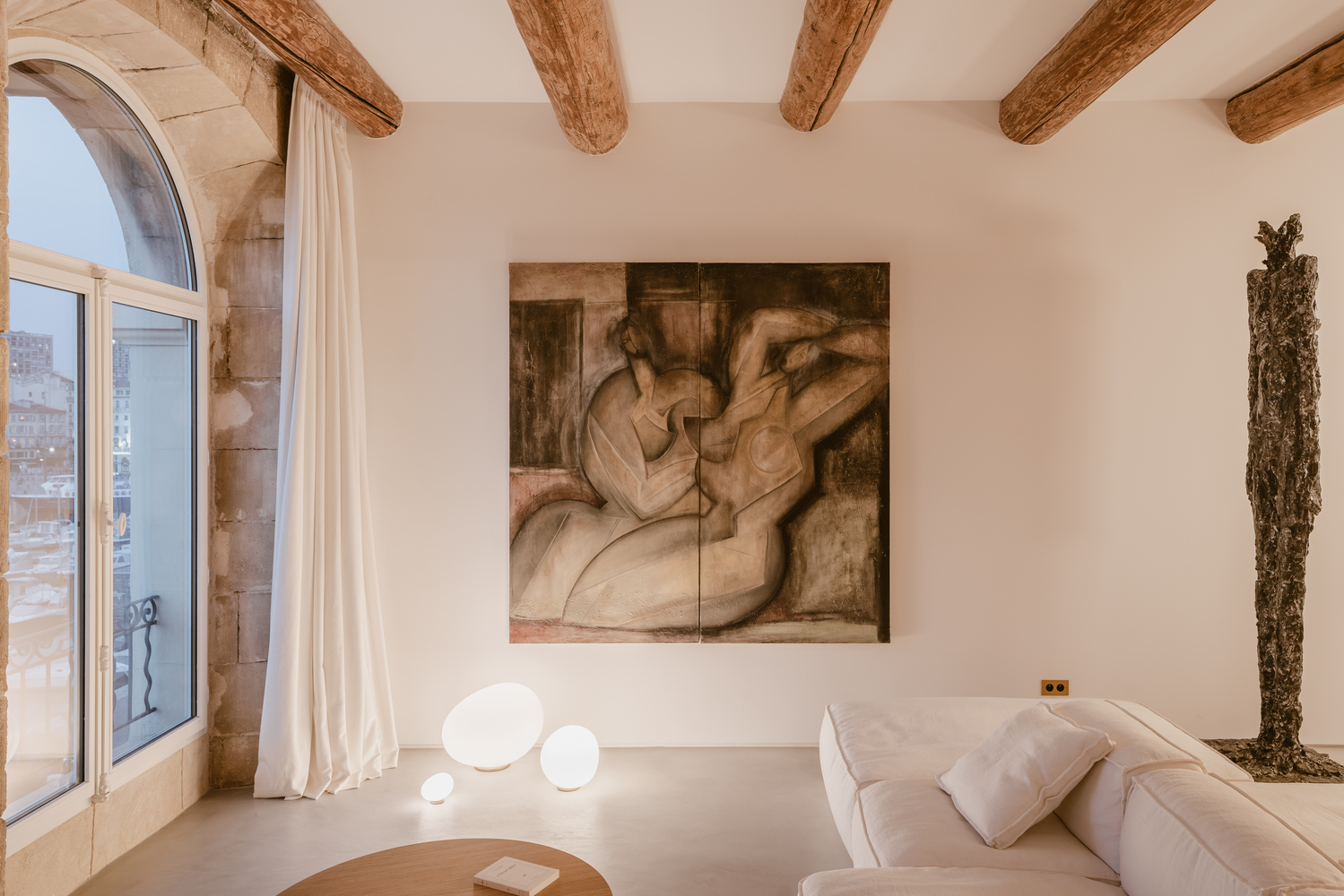 历史韵味的现代公寓改造-28