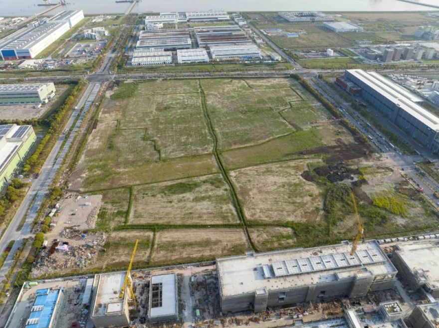 再出征!上海宝冶擂响临港方舱医院援建战鼓-15