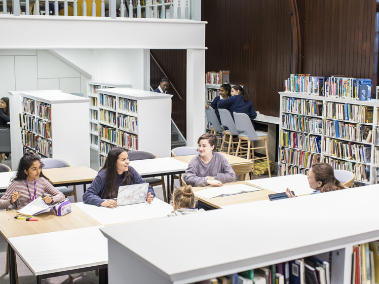 Northwood College For Girls Library Design - Envoplan-10