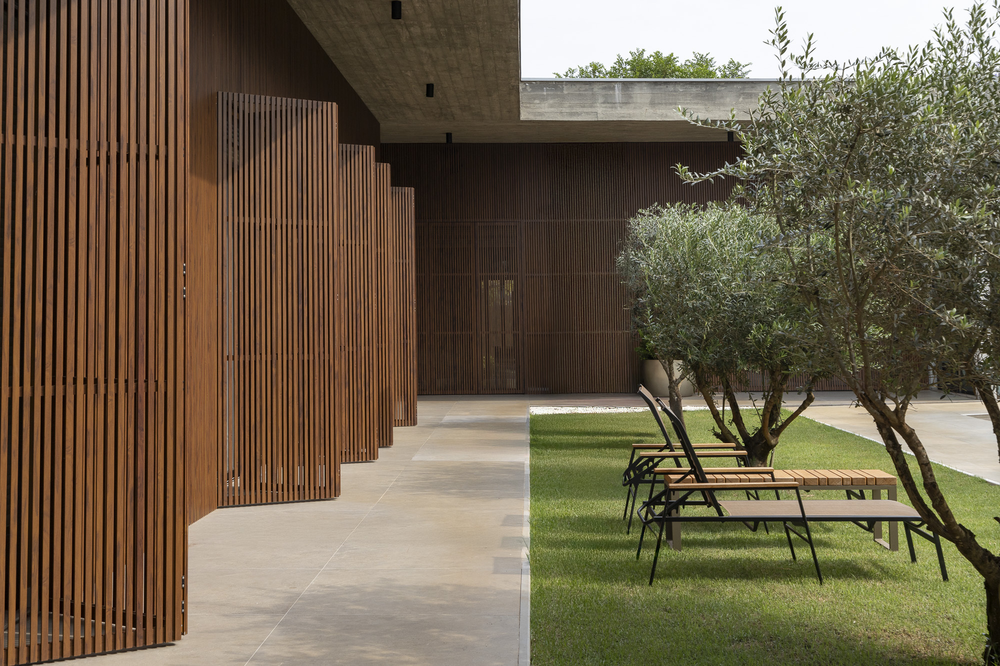 W 住宅 / W 屋子 / W 房丨巴西丨Rafael Granero Arquitetura-29