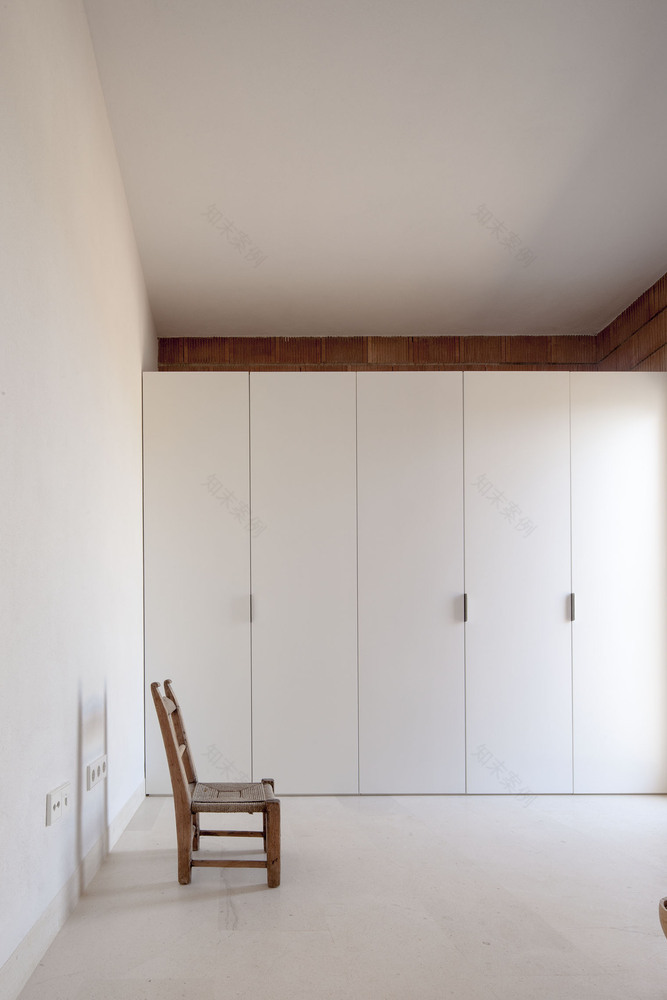 Small House on the Fabulous Island of Fomentera Designed by Marià Castelló-47