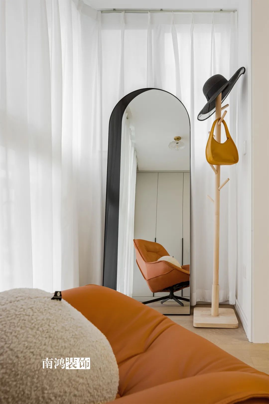 都市水乡复式现代轻奢住宅丨浙江南鸿装饰-56