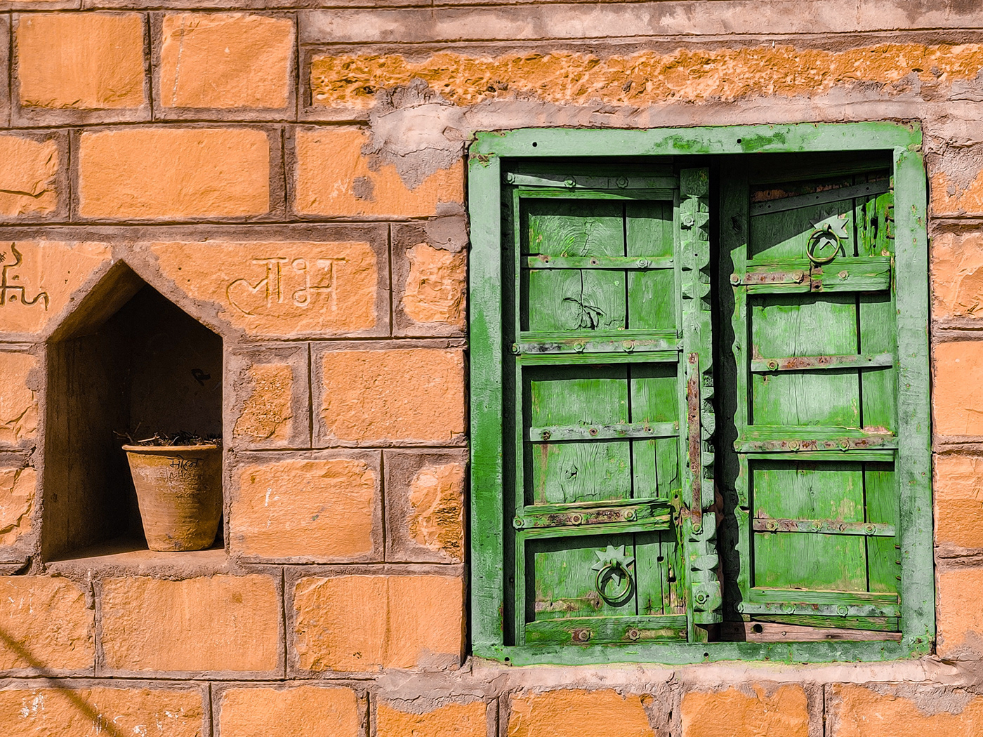 Architecture & Interiors-0