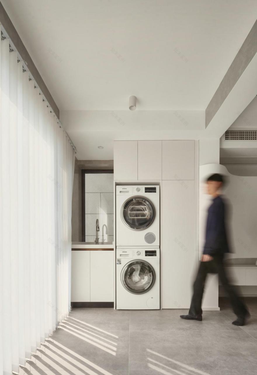 极简风开放式厨餐厅-13