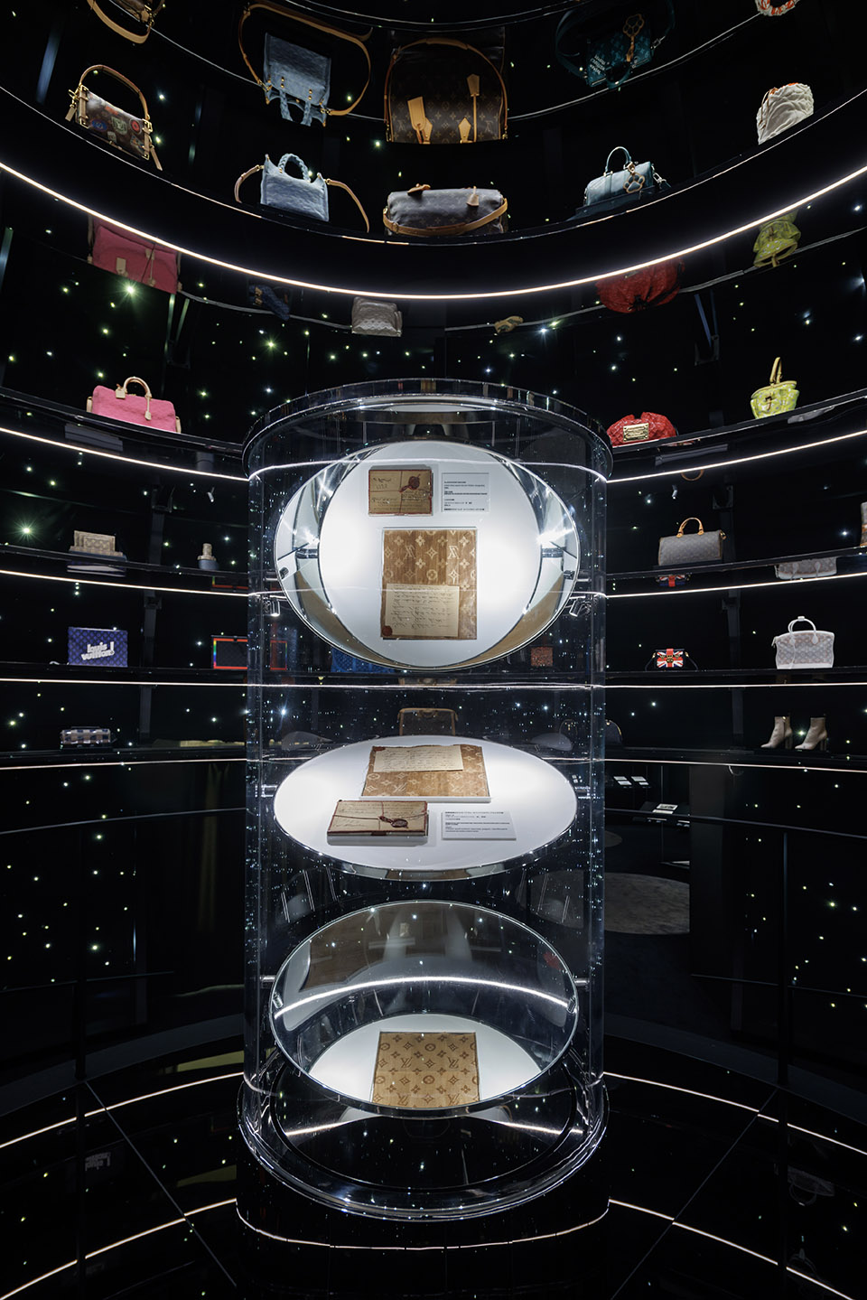 《Louis Vuitton:梦想之旅》展览丨日本大阪丨OMA纽约事务所-64