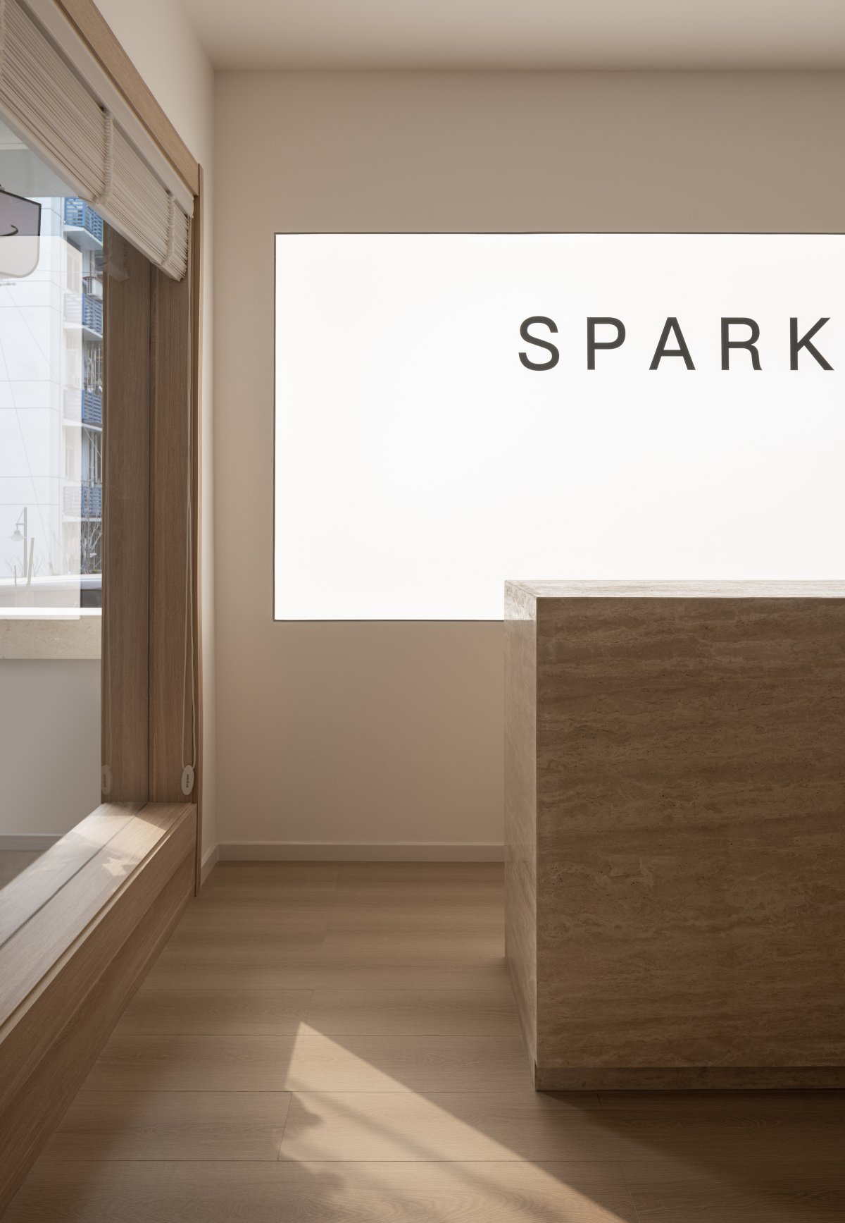 着光 SPARKLE 服装店丨中国重庆丨植入设计-9